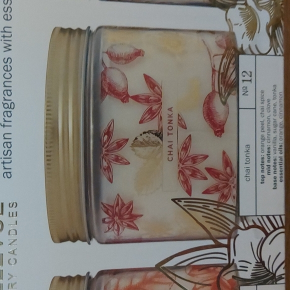 BELLEVUE Set of Four Candles - Picture 5 of 7